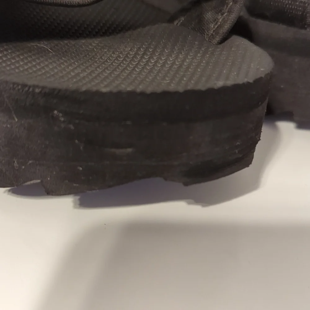 Platform Sandals - Picture 9 of 12